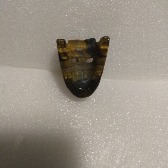Tigers eye Tribal mask carving 34.2g - Picture 5 of 8